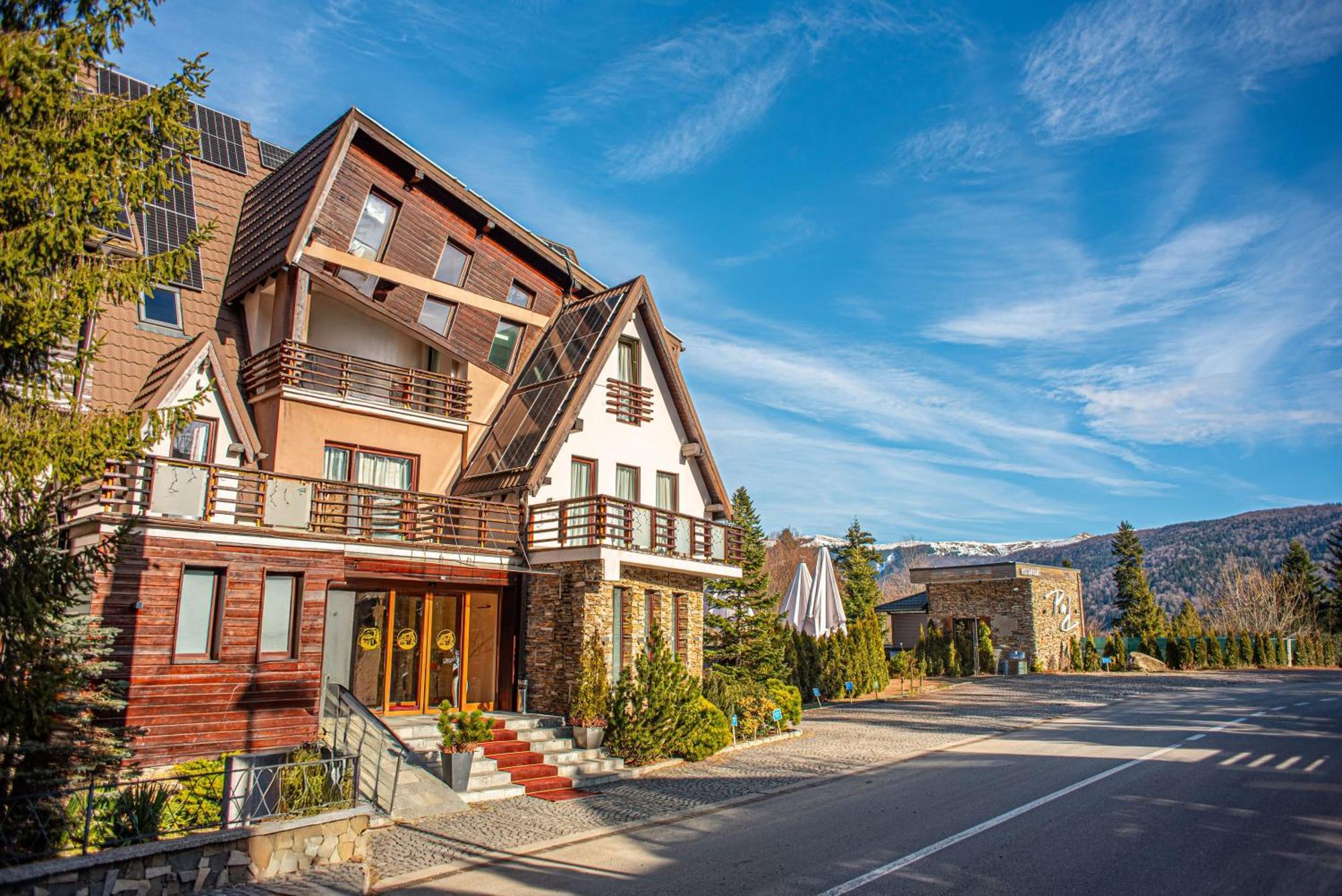 Paj Hotelul Retreat & Spa Sinaia Exterior foto