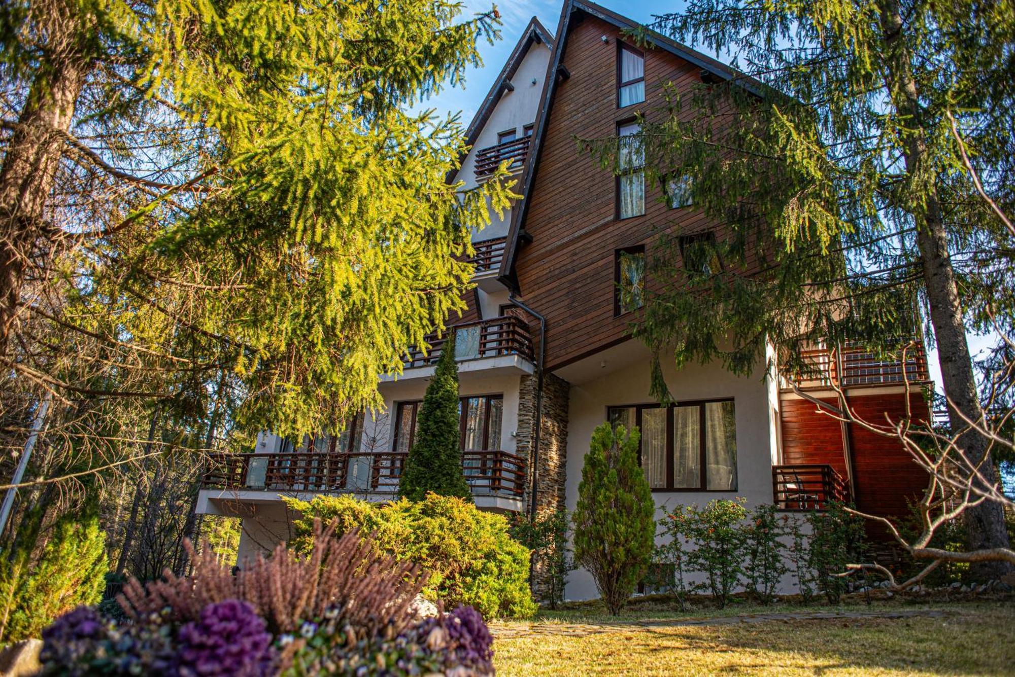 Paj Hotelul Retreat & Spa Sinaia Exterior foto